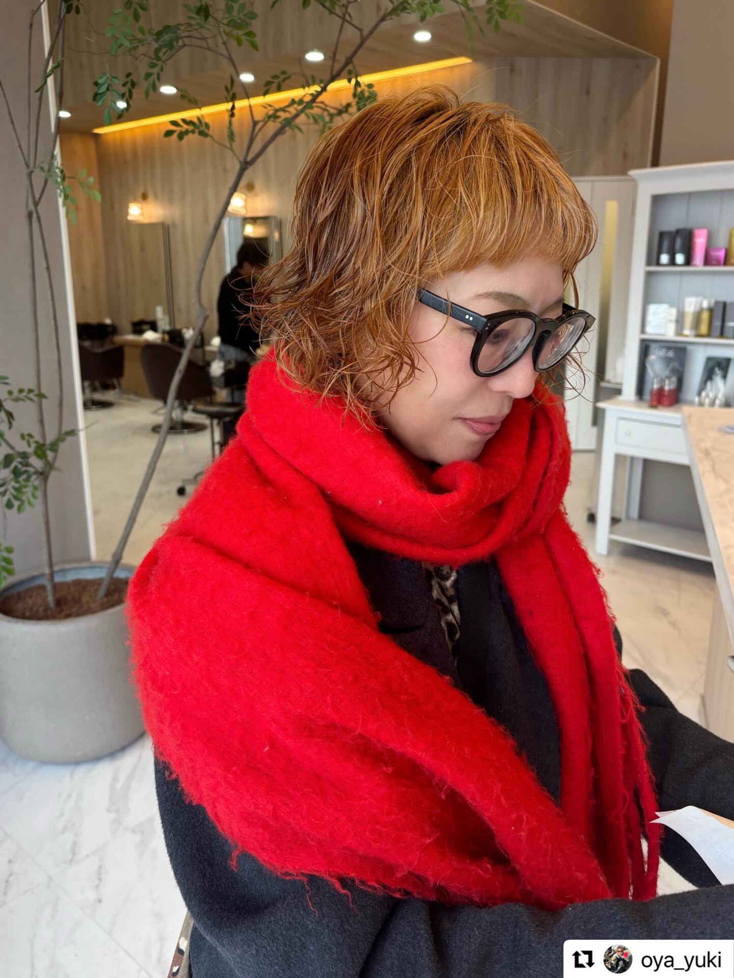 【U style collection🌟】
ハイトーン×パーマ

✂️stylist oya_yuki 
🏠salon uhair_chiyodabashi 

📍UHair千代田橋店
名古屋市千種区千代田橋2丁目1-1アピタ千代田橋店駐車場敷地内(オレンジガーデン)
TEL：052-726-3391
https://beauty.hotpepper.jp/slnH000694788/

#ハイトーン
#パーマ
#大人ボブ
#uhair
#名古屋美容室